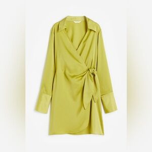 H&M Beautiful Green Satin Wrap Dress Size Small
